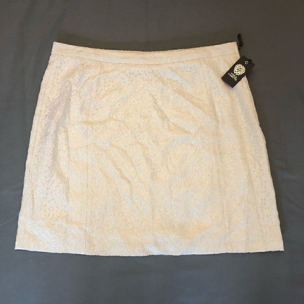 NWT Vince Camuto White Floral Lace Skirt Size 12
